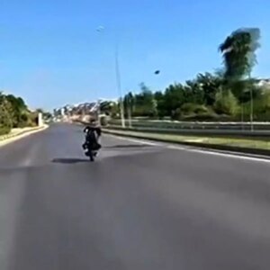 alanyada tehlikeli motosiklet surucusune 20 bin tl ceza z5vDYIAN