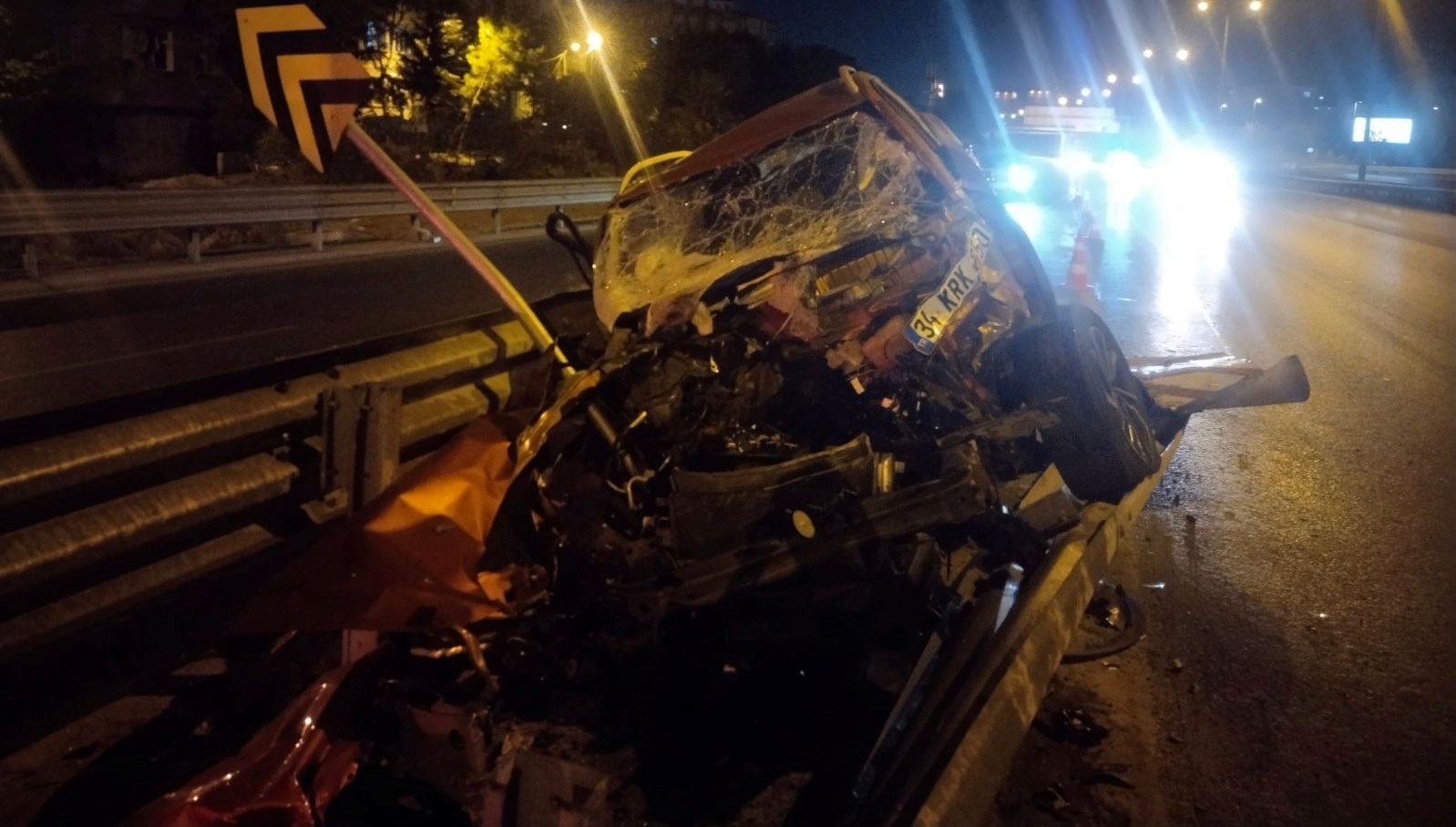 atasehirde makas atan surucu kazaya neden oldu xZNryhL9