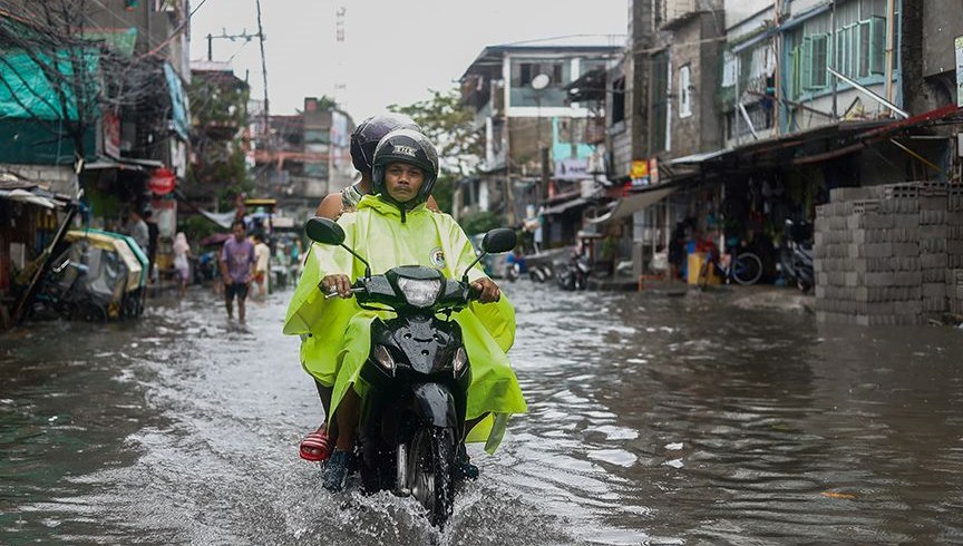 filipinlerde tropikal firtina 19 can aldi OEC93aEl