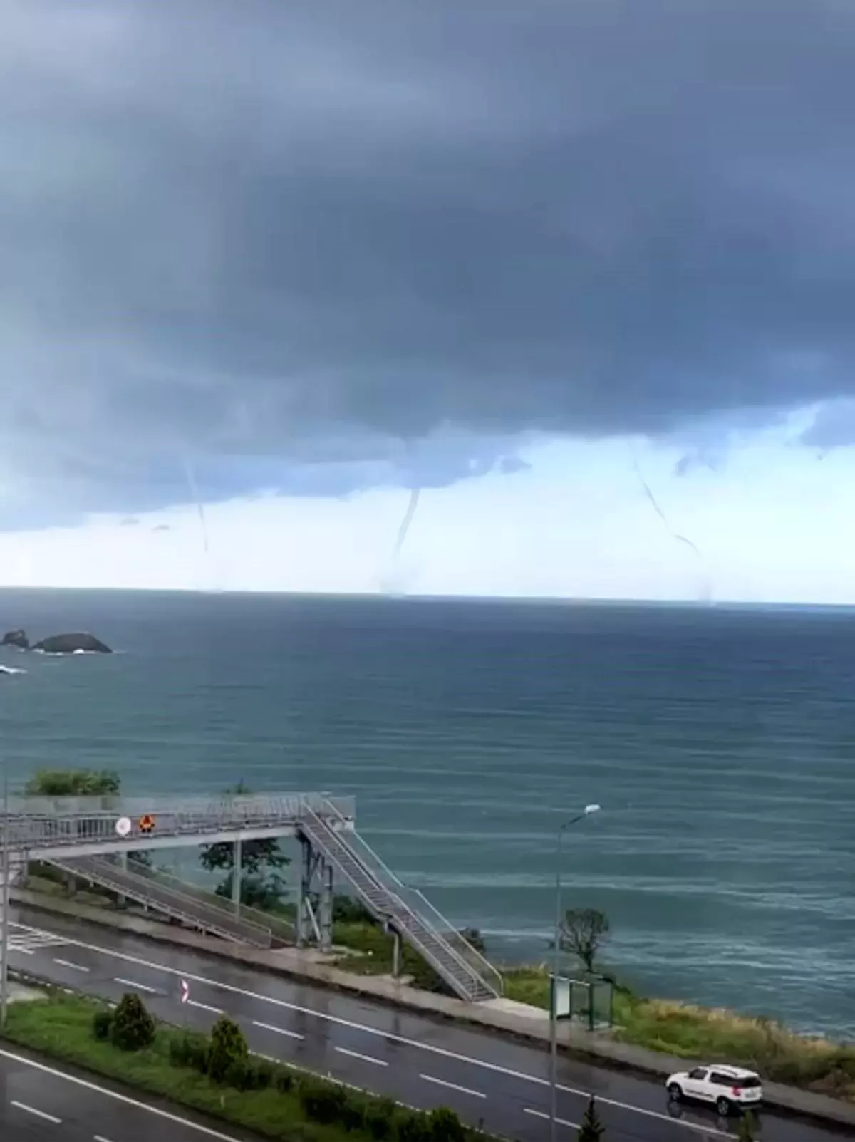 trabzonda uc hortum goruldu TGGmpaqR