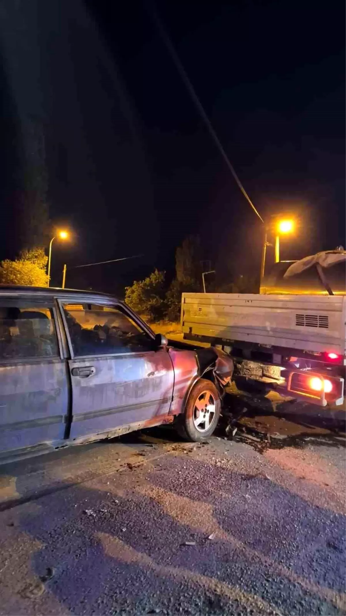 afyonkarahisarda trafik kazasi 2 yarali J6fcXGiC.jpg