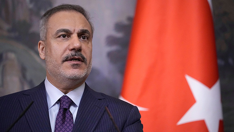 almanyadan turkiyeye ziyaret disisleri bakani hakan fidan gorusecek bcqvegAU.jpg