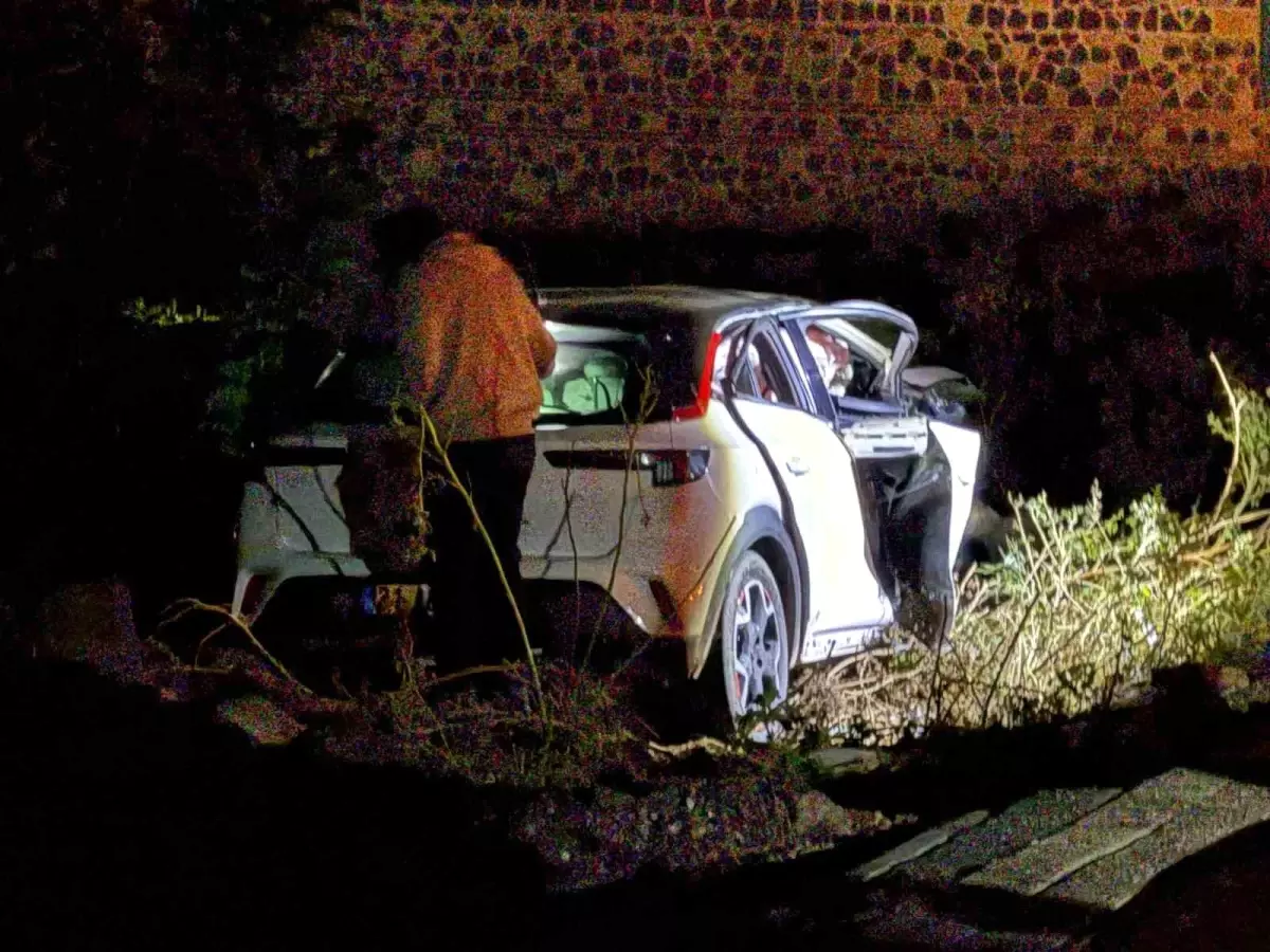 diyarbakirda uyusturucu surucusu kazaya neden oldu TPrhBQR5.jpg