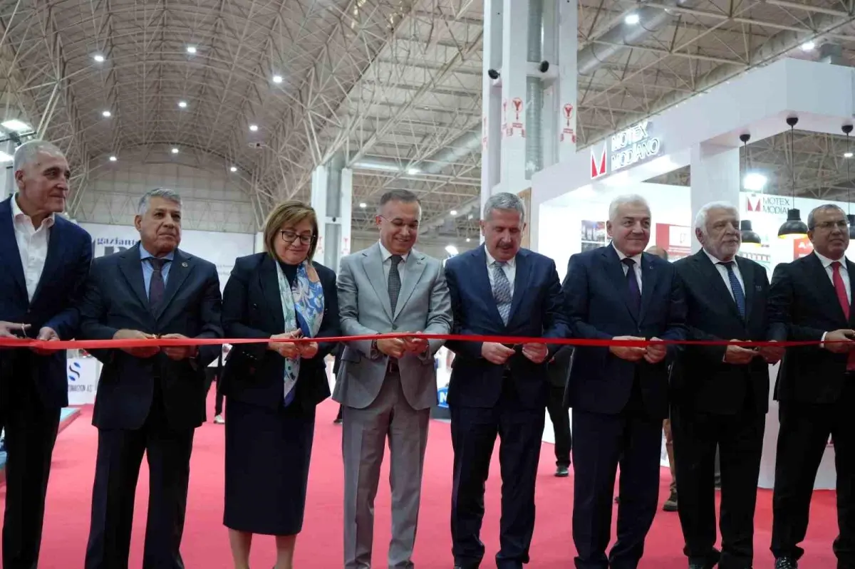 gaziantepte tekstil makineleri fuari 2025 acildi FKSpBKaq.jpg