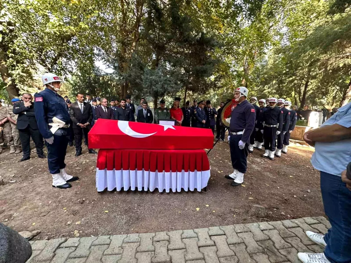 kore gazisi cemil oner son yolculuguna ugurlandi 1pvSyLYb.jpg