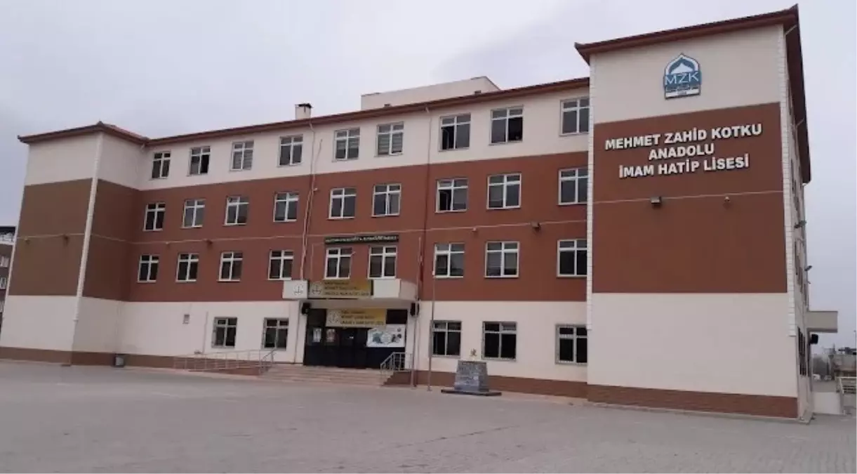 okulda gaspa mudahale eden mudur yardimcisina saldiri WyClC1zE.jpg