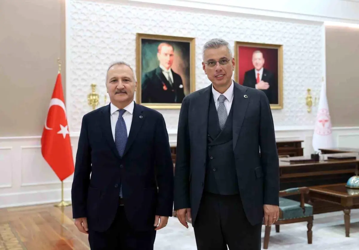 mhp genel baskan yardimcisi yurdakuldan saglik bakani memisogluna ziyaret s6RjEjfO.jpg