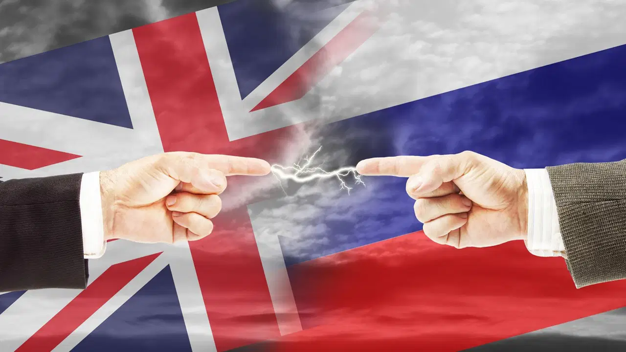 Rus Akademisyenlerden Kültürel Terörizm İddiası