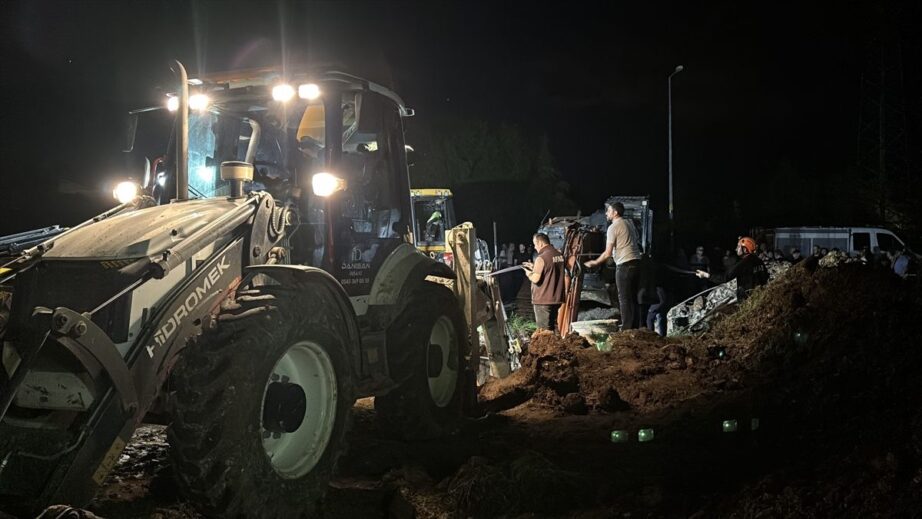 Kastamonu’da Toprak Kayması: İşçi Cansız Bulundu