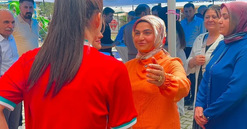 Agri dogubayazittan ogrencilere etut destegi YsN6shMA