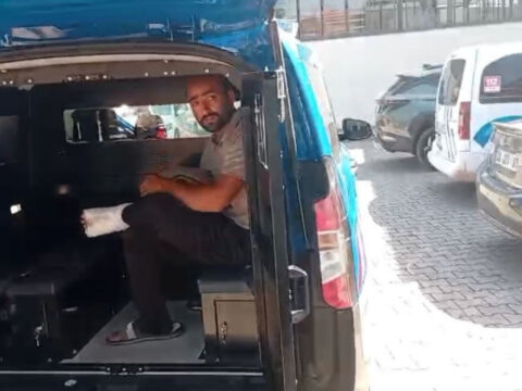 Katil damat adliyede kendi ayagini da kursunlamis tVejr52P